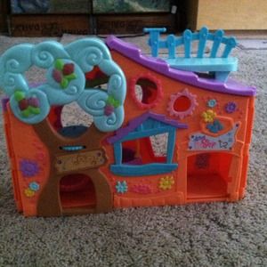 Littlest pet shop fun house