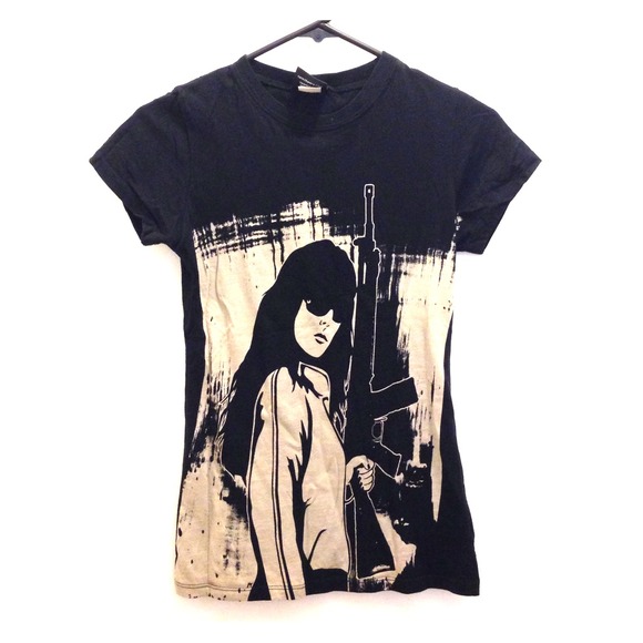 Tank Theory Graphic black T-shirt Top woman gun