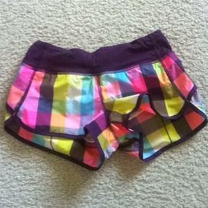 lululemon plaid speed shorts