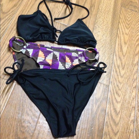 Small swimsuits - Picture 4 of 4