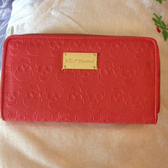 🚫On Hold🚫 Betsy Johnson wallet.