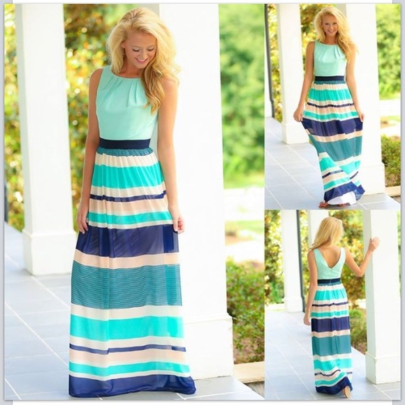 Looking for this dress in Med