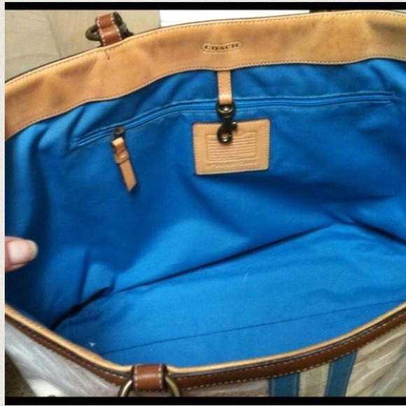 Authentic Coach Carryall - Picture 3 of 4