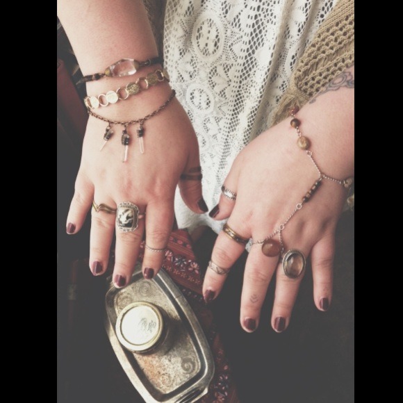 ~~~~~~LOOKING FOR~~~~~ - Picture 4 of 4