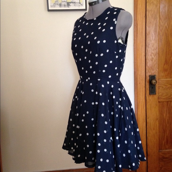 Sold - Picture 2 of 4