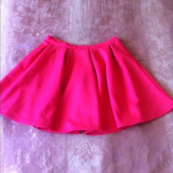 F21 skater skirt - Picture 1 of 2
