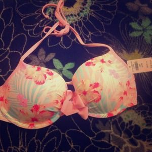 PRETTY Hollister Swim Top
