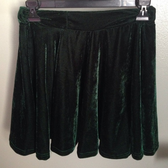 Velvet skirt