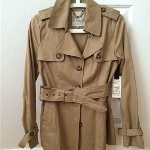 BB Dakota Lightweight Trench Coat