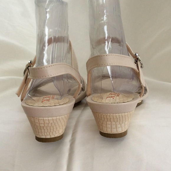 New Without Tag Open Toe Shoes - Picture 2 of 4