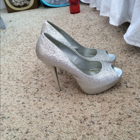 Sparky silver high heels