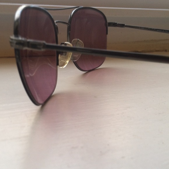 Aviators - Picture 4 of 4