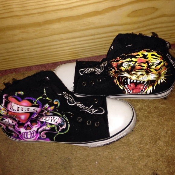 Like new Ed Hardy slip on sneaker shoes