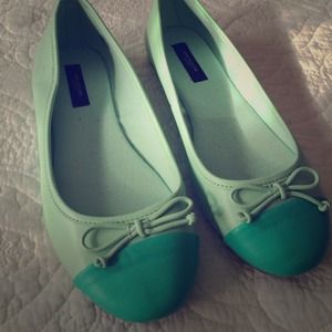 Ann Taylor Aqua Flats