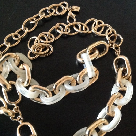 Banana Republic Jewelry - NEW gold link necklace, banana republic. Banana Republic Jewelry - NEW gold link necklace, banana republic.