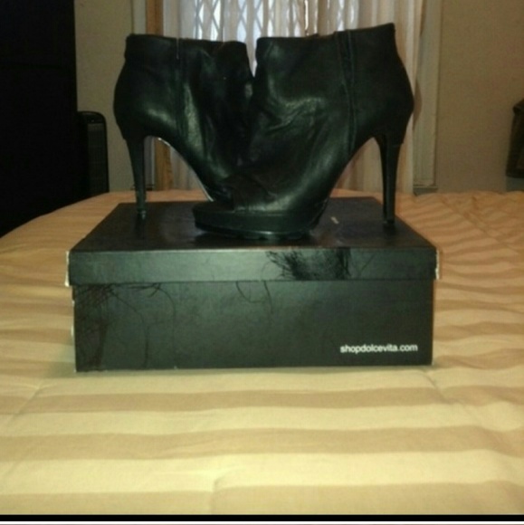 Dolce Vita Black leather Booties