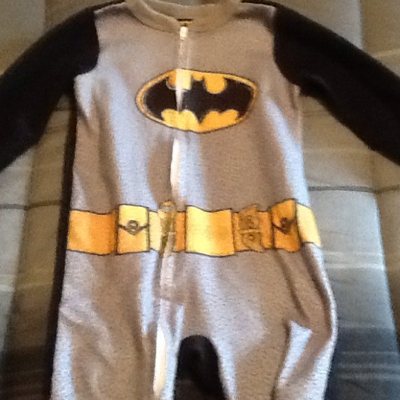 ❌SOLD❌ Toddler Batman Footy Pajamas ⚡️ - Picture 1 of 2