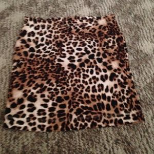 Bodycon mini skirt