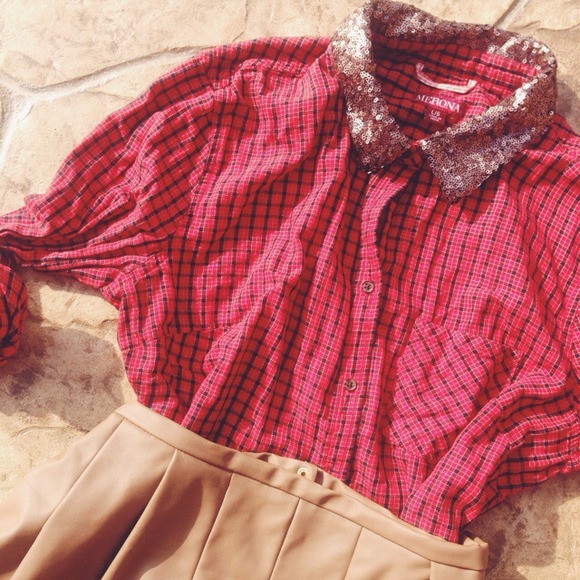 Button down with sequin collar - Picture 3 of 3