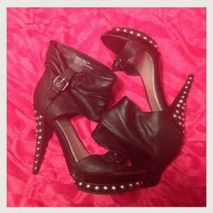 Only wore twice great condition