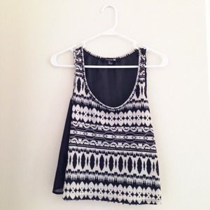 Brandy Melville esque Aztech cropped tank