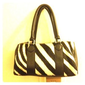 Maurizio taiuti genuine leather small handbag