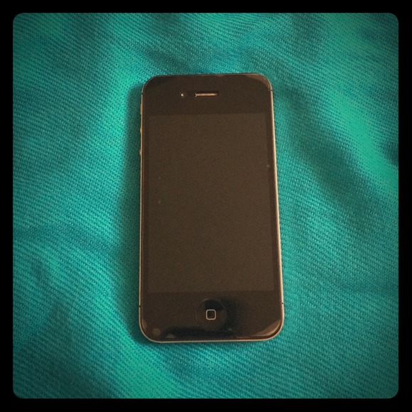 Black 8GB iPhone 4 (SPRINT)