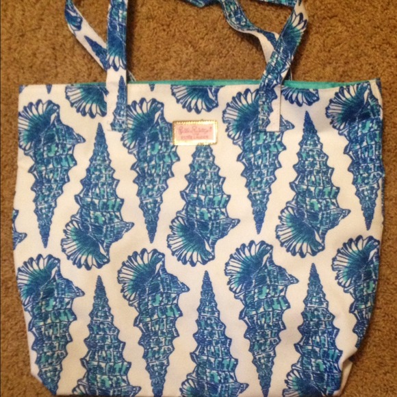 Estée Lauder Lilly Pulitzer beach bag, FREE WALLET