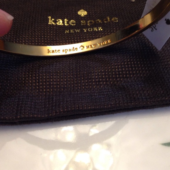 Hit your stride idiom bangle multicolor enamel - Picture 2 of 4