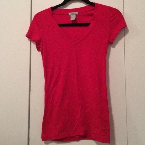red vneck shirt - Picture 2 of 2