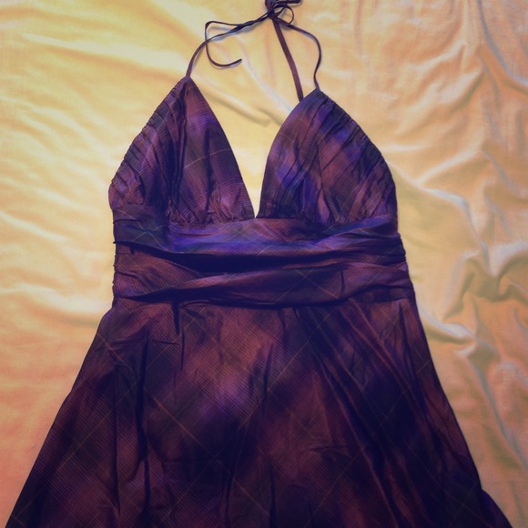 ✨Price reduced✨ Deep purple silk halter