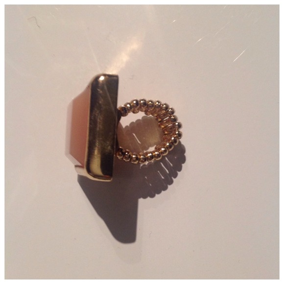 CHANGE UR LOOK RING - Picture 3 of 7
