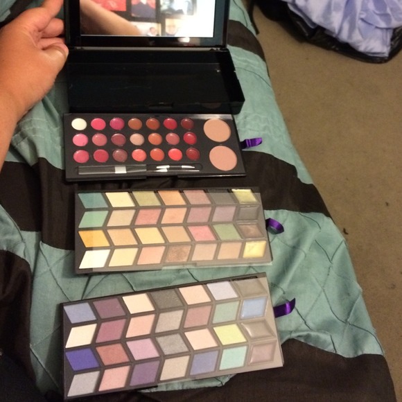 Makeup box and makeup