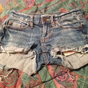 Cute blue jean shorts! Perfect for summer!