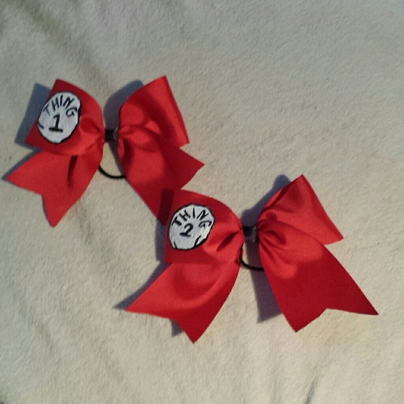 Cheer Bow