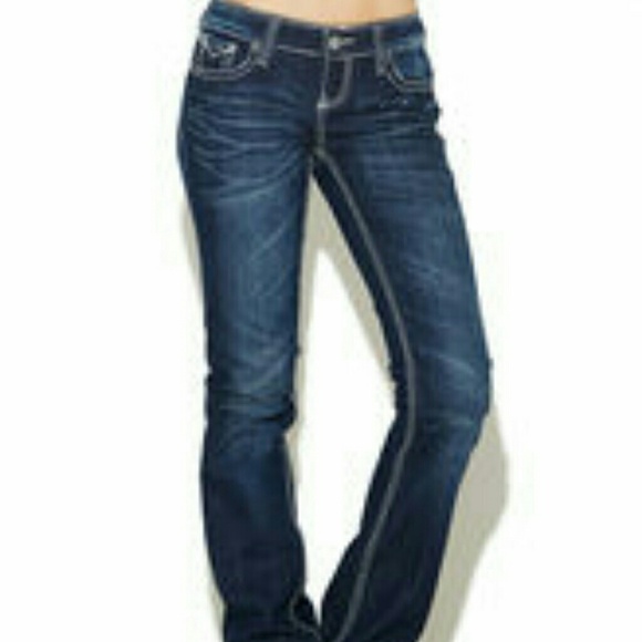 Boot cut jeans