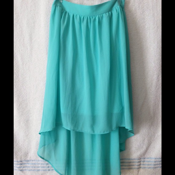 NWOT Forever21 High-Low Chiffon Skirt - Picture 3 of 4