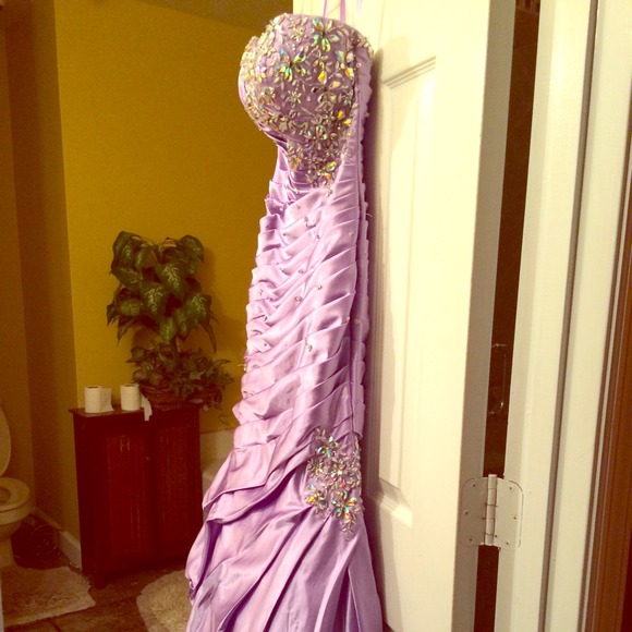 Mori Lee sweetheart lace up prom/gown dress 3 or 4 - Picture 1 of 4