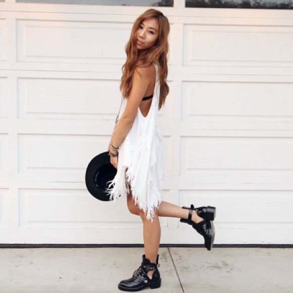 *SOLD* UNIF stray dress - Picture 3 of 3