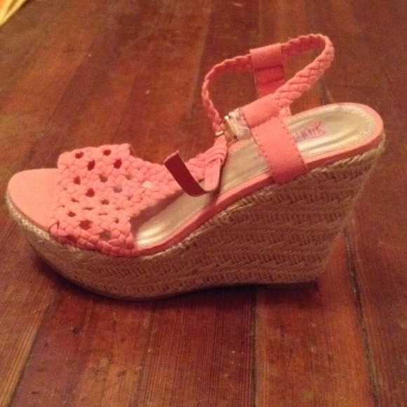 Wedges - Picture 2 of 4