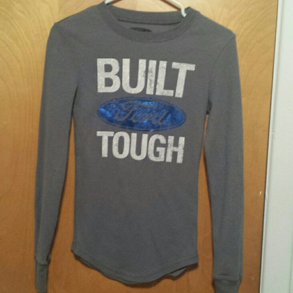 Light grey long sleeve top