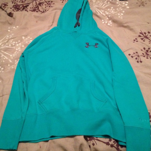 Underarmour hoodie