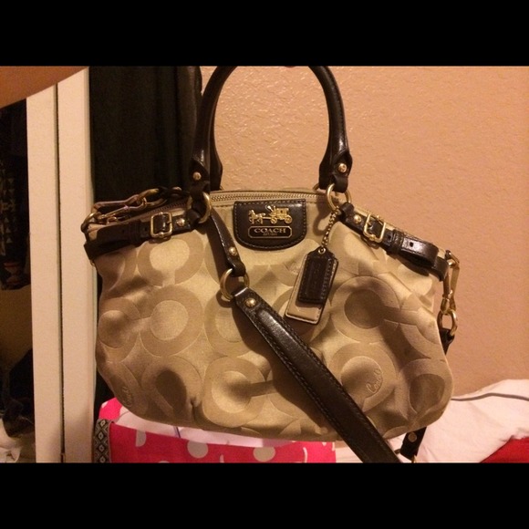 Coach Handbags - Coach bag