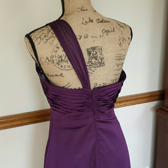 Gorgeous Dress 💜 - Picture 4 of 4