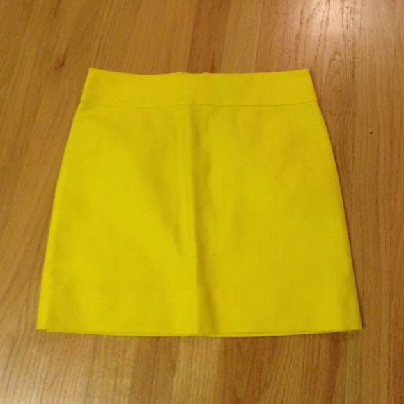 NWT!!!! Jcrew factory yellow miniskirt
