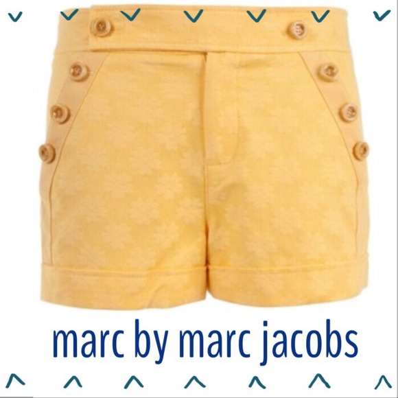 ❌SOLD❌🎉HOST PICK🎉 marc by marc jacobs shorts