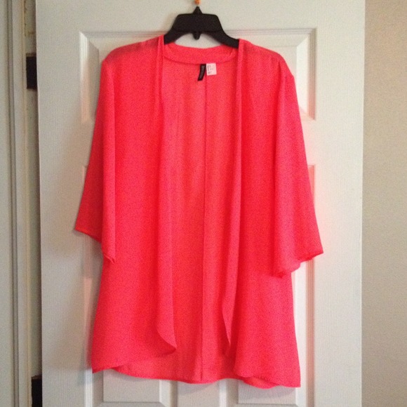 REDUCED! ✨Sheer kimono style cover up
