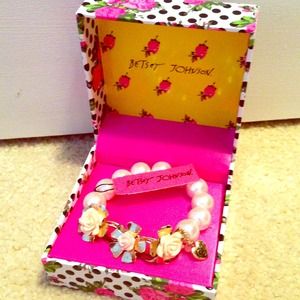 Betsy Johnson pearl bracelet
