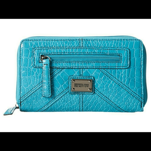 🚨LOWEST! Kenneth Cole Clutch