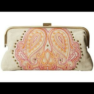 HOST PICK! 8/3 Jessica Simpson clutch